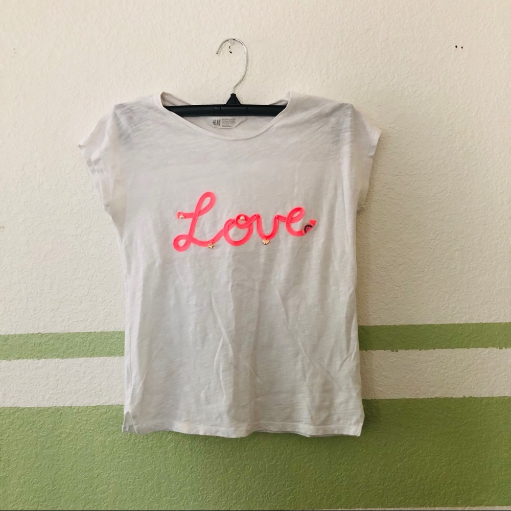 “Love” t-shirt for girls